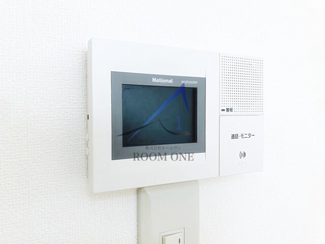 セキュリティ　モニター付きインターホンです。