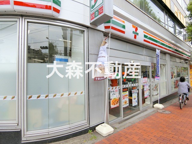 コンビニ　セブン-イレブン大森駅西口店（コンビニ）まで373m