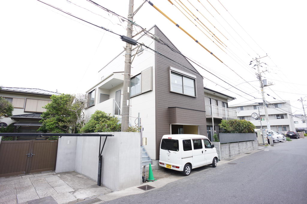 建物外観　駐車場無し！