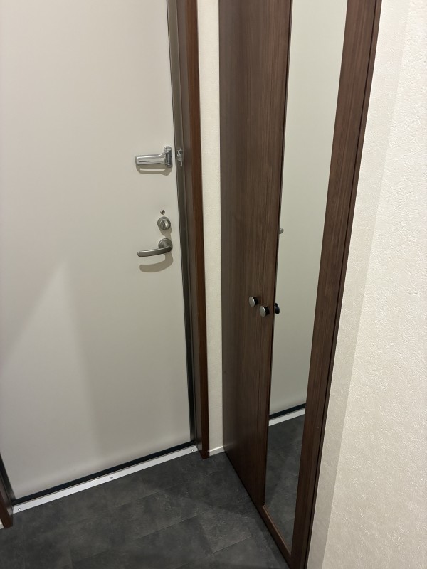 ラーク見川 Aの玄関写真