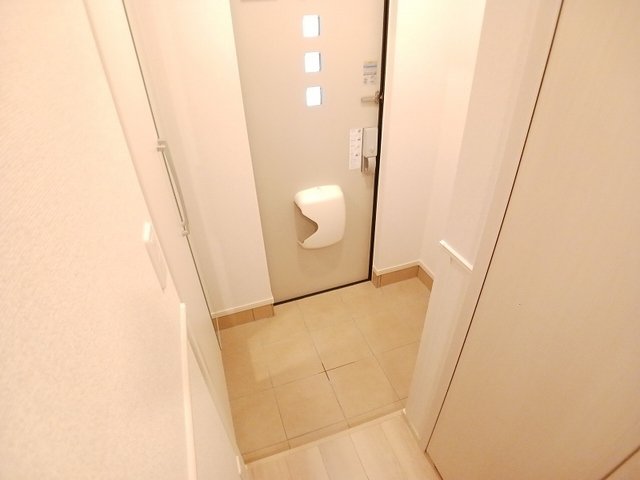 玄関　落ち着いた玄関です