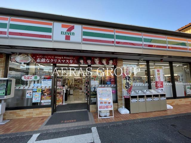 コンビニ　セブン-イレブン 鳩ヶ谷本町店（コンビニ）まで382m