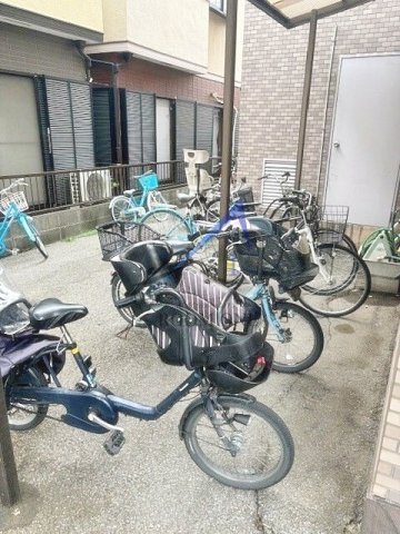 その他共有部分　駐輪場です。