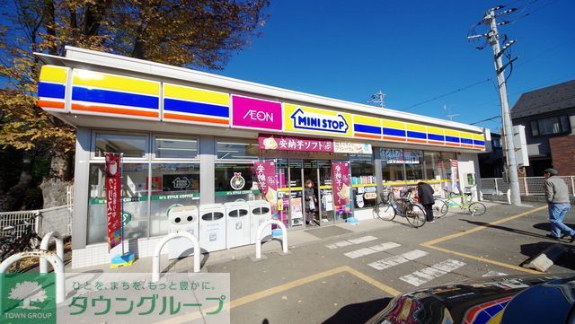 コンビニ　ミニストップ新座新堀店（コンビニ）まで610m