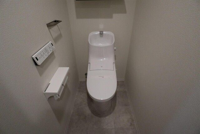 トイレ　シンプルで使いやすいトイレです