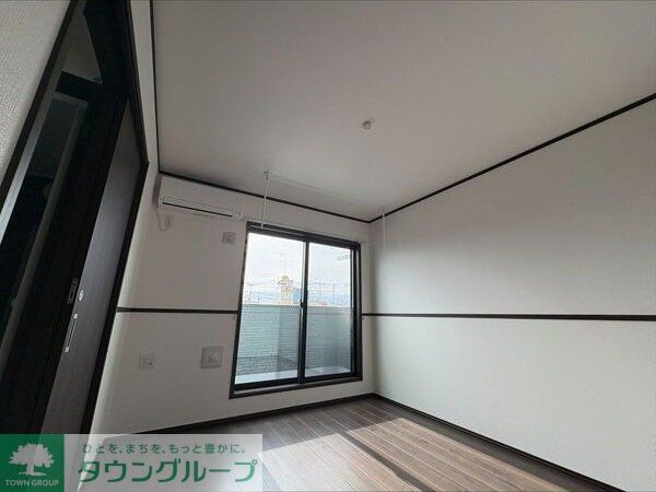 居室・リビング　★お部屋探しは株式会社タウンハウジング東京まで★
