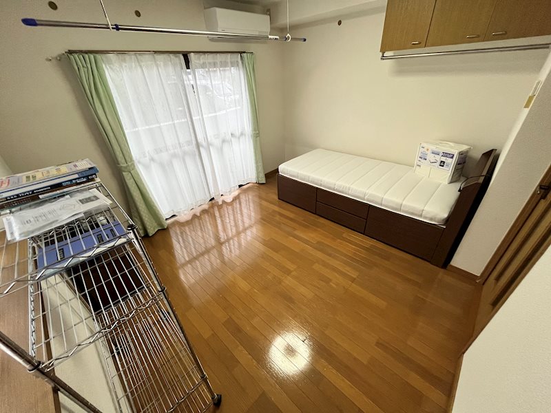 居室・リビング　105号室の写真
