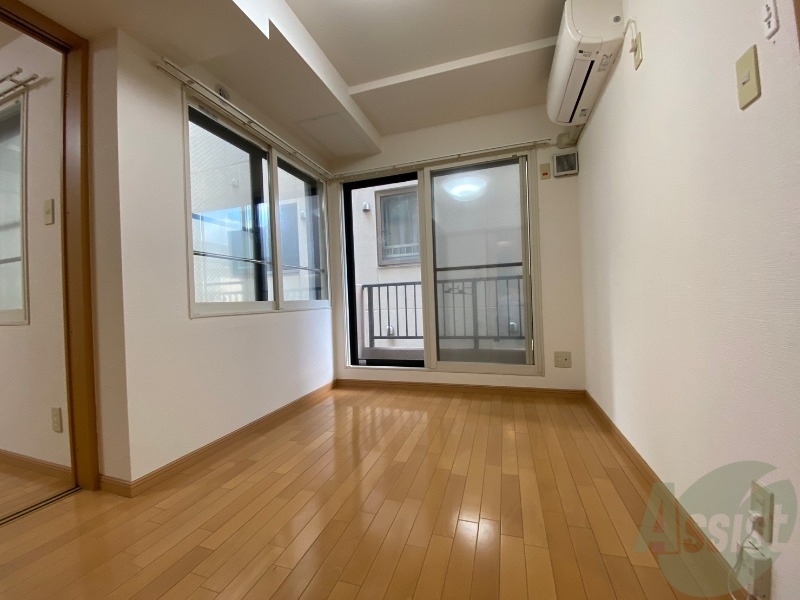 居室・リビング　広くてキレイなお部屋が広がっていて、充実した生活が送れそう。