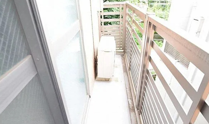 バルコニー　※別部屋の参考写真です。