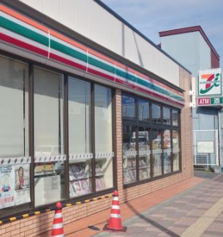 コンビニ　セブンイレブン 横浜大口通店（コンビニ）まで414m