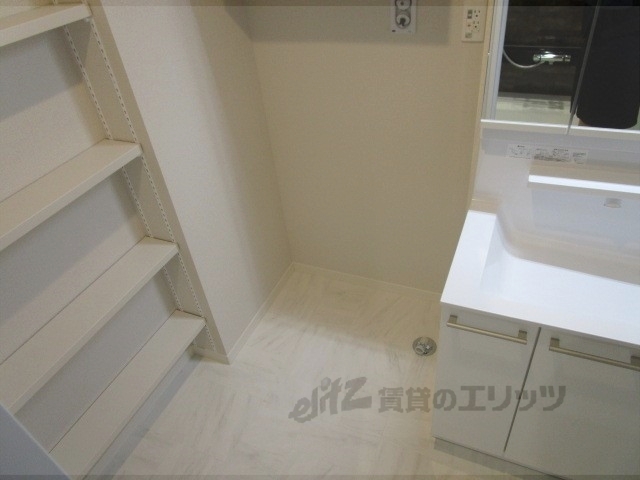その他部屋・スペース　洗濯機置場