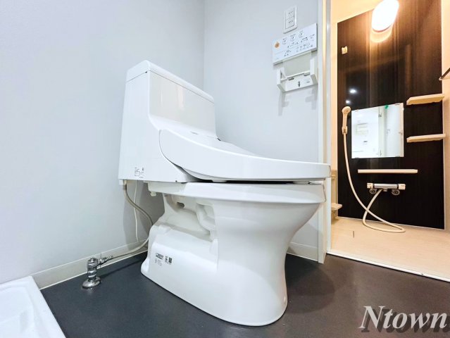 トイレ　トイレもきれいです