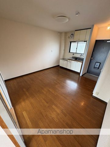 ＪＲ片町線 徳庵駅 徒歩5分 4階建 築33年の居間写真