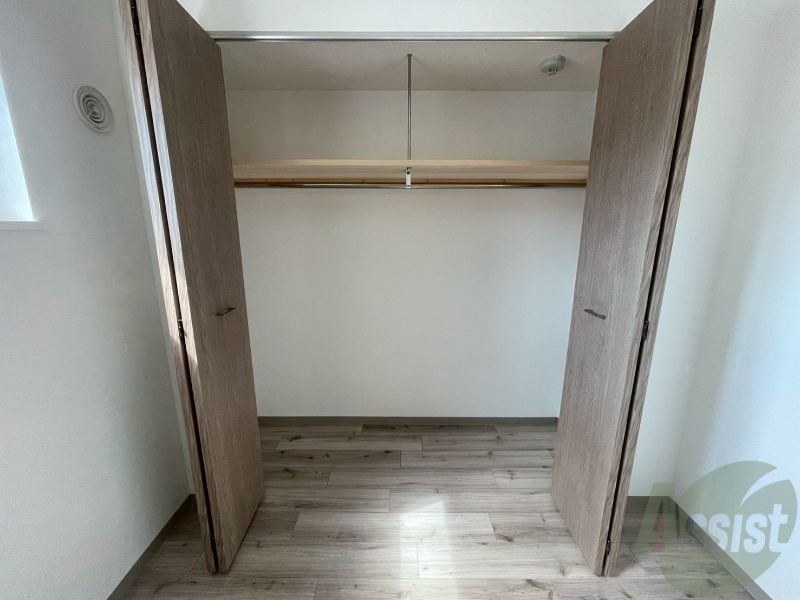 収納　クローゼットがありました。お洋服や荷物はここへ