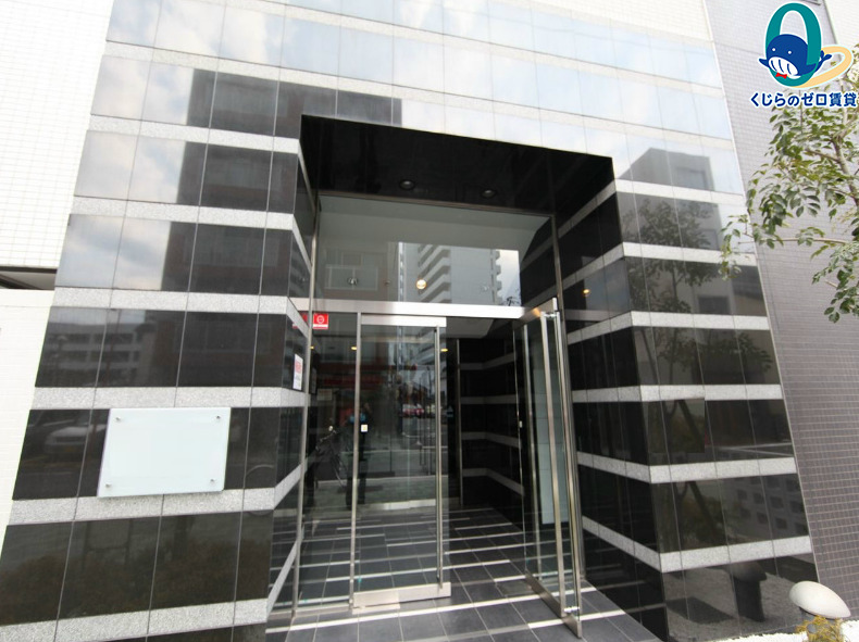 エントランス　名古屋で一番初期費用の安い賃貸専門の不動産会社です(^^)
