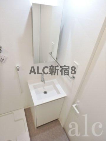 洗面設備　同仕様