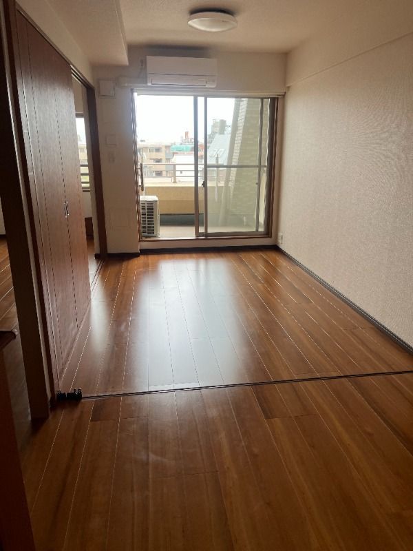 東急目黒線 西小山駅 徒歩3分 10階建 築24年の居間写真