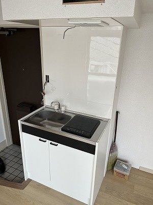 東急田園都市線 三軒茶屋駅 徒歩13分 4階建 築38年のキッチン写真