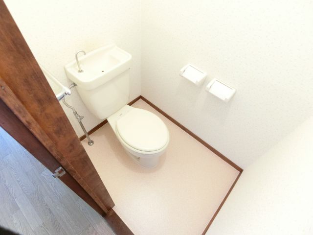 山田戸建住宅のトイレ写真