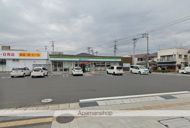 コンビニ　ファミリーマート西大寺中店（コンビニ）まで2643m