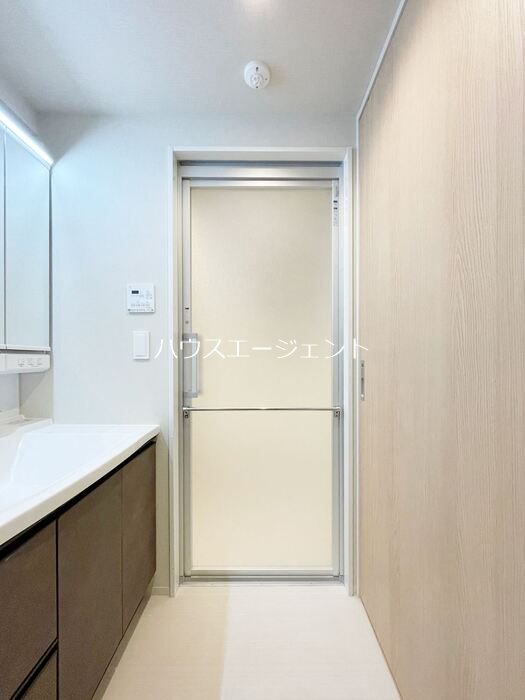 洗面設備　独立洗面台完備☆