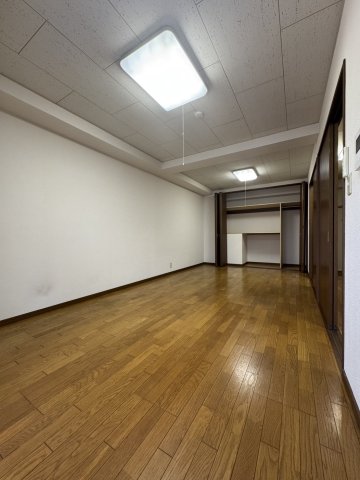 その他部屋・スペース　★明るいフローリングのお部屋です★