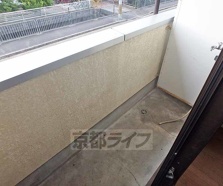 地下鉄烏丸線 国際会館駅 徒歩9分 2階建 築40年の内装写真