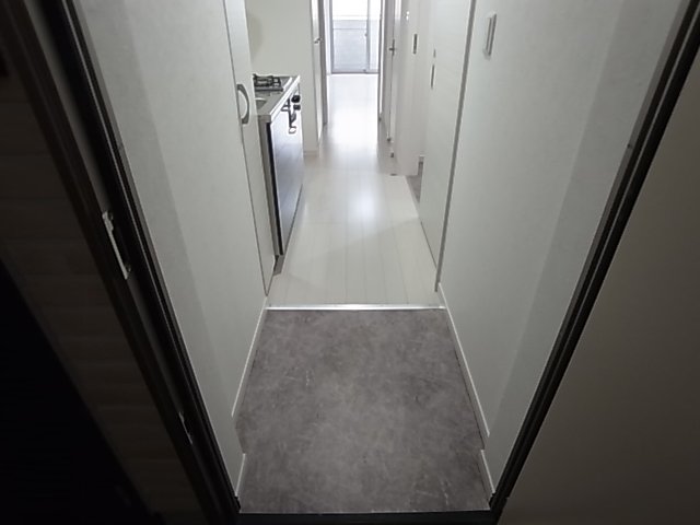 HCフラッツ月見山IIの玄関写真