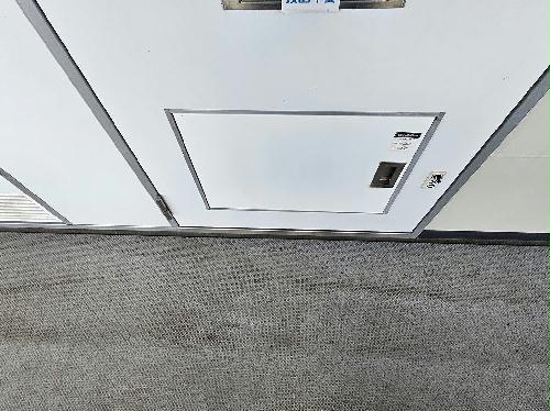 玄関　宅配ボックス