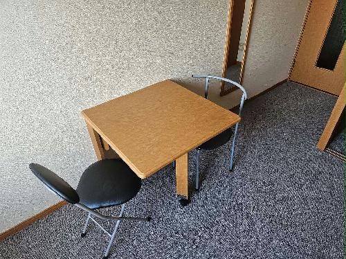 その他設備　机・椅子