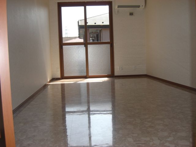 居室・リビング　南西向き。