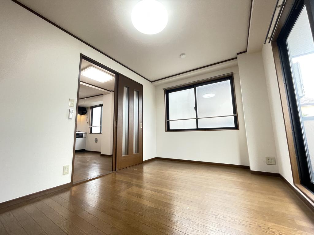 イレール並木の居間写真