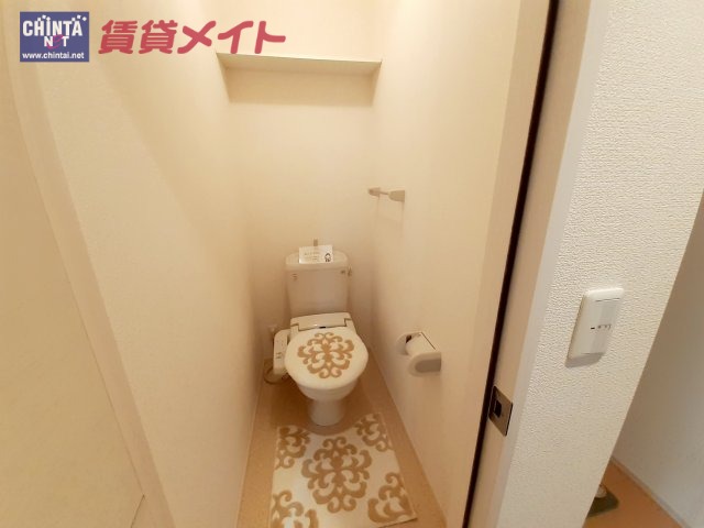 【いなべ市北勢町垣内のアパートのトイレ】