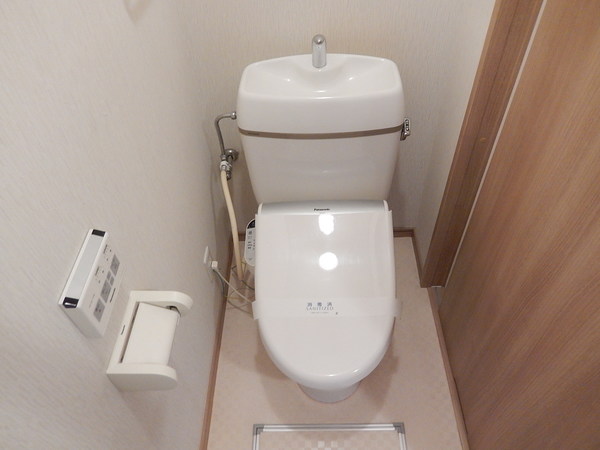 【Ｋ・フィールド　Ｂ棟のトイレ】