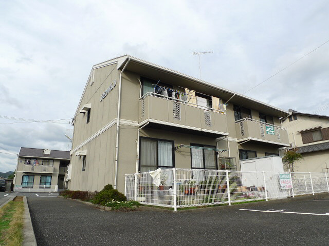 ローゼンハイムの建物外観