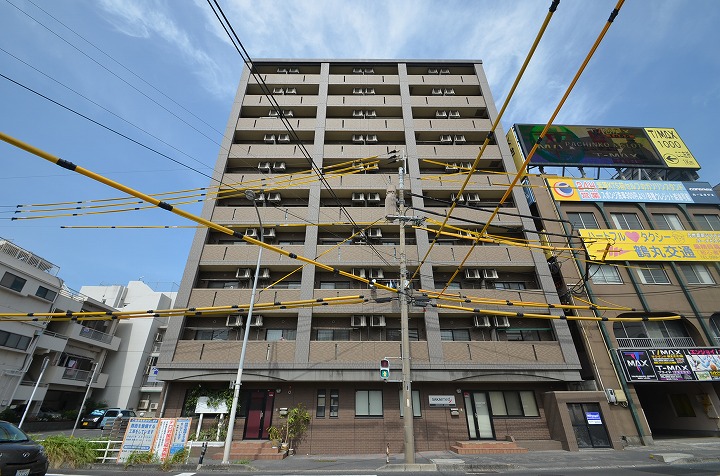 鹿児島市南郡元町のマンションの建物外観