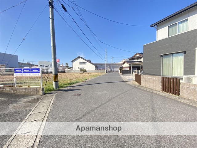 その他　前面道路（その他）まで0m