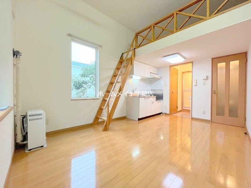 居室・リビング　明るいリビング♪