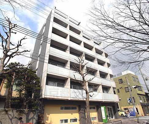 京都市北区紫竹東桃ノ本町のマンションの建物外観