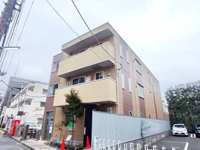 国分寺市本町のマンションの建物外観