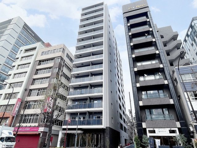 【千代田区神田神保町のマンションの建物外観】