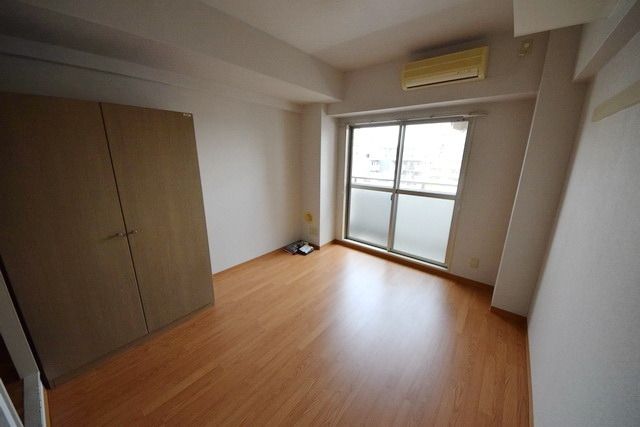 居室・リビング　★明るい洋室です★