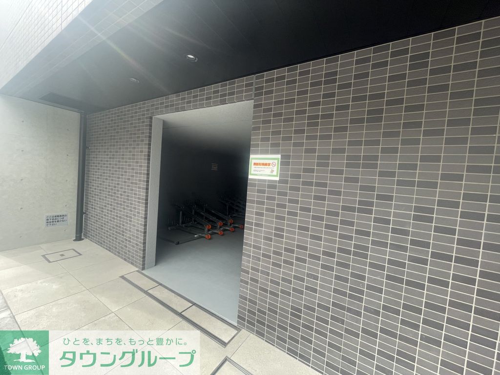 エントランス　エントランス