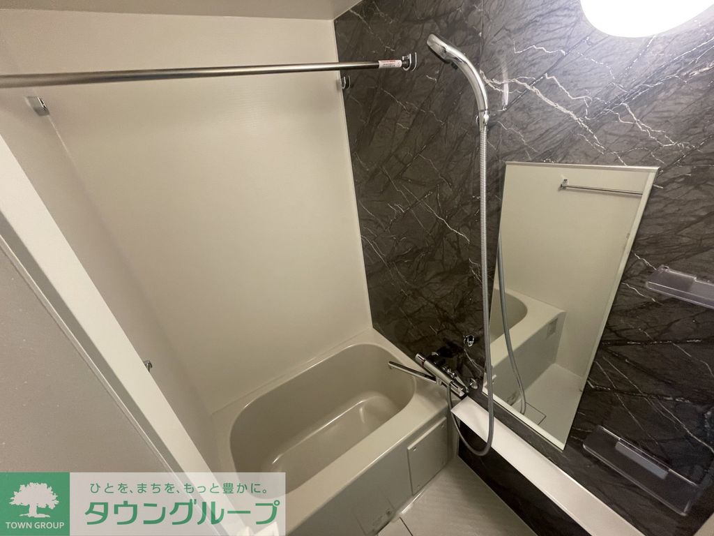 バス・シャワールーム　バス