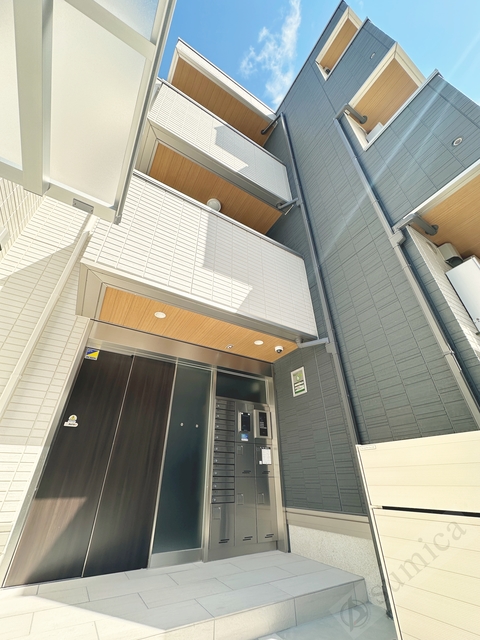 エントランス　オートロック完備で部外者シャットアウト♪♪