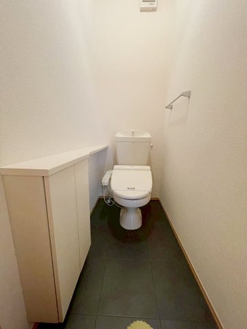 トイレ　トイレもきれいです