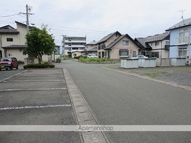 その他　周辺道路（その他）まで0m