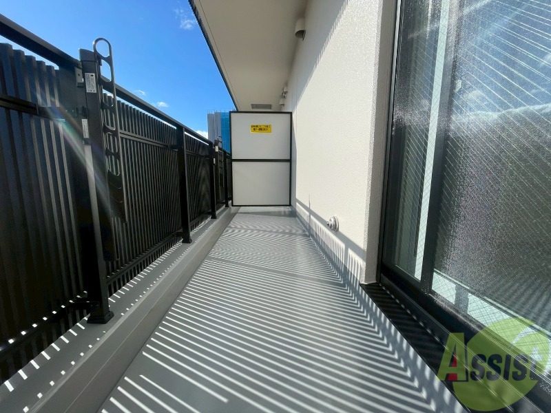 バルコニー　バルコニーです。洗濯物を干したり一息ついたりできますね！