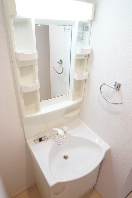 洗面設備　★洗髪洗面化粧台です★