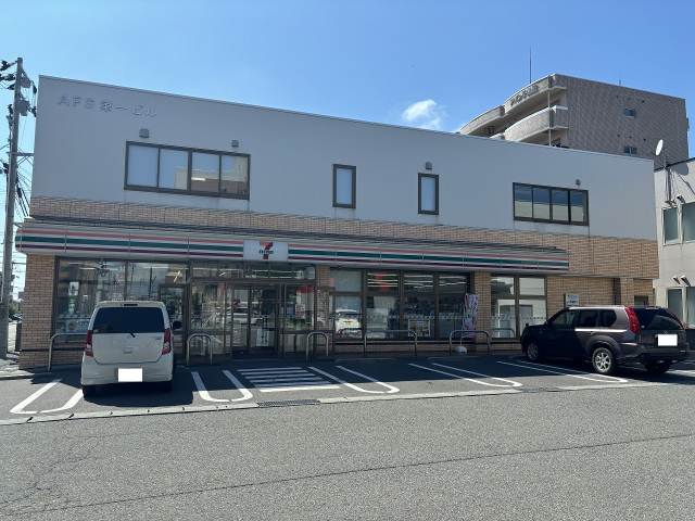 コンビニ　セブン－イレブン秋田山王６丁目店（コンビニ）まで308m